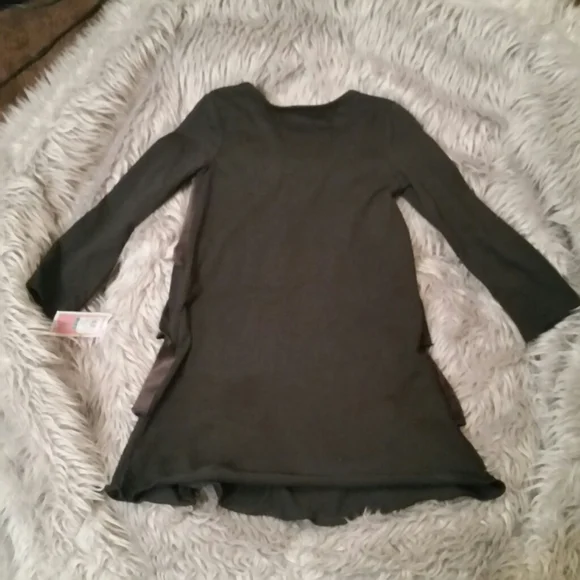 Great Christmas Gift New With Tags ruffle ebony dress NWT, dressy or casual, 4T - Picture 3 of 7